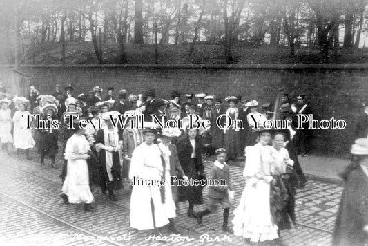 LA 3247 - St Margarets Parade, Heaton Park, Lancashire 1907