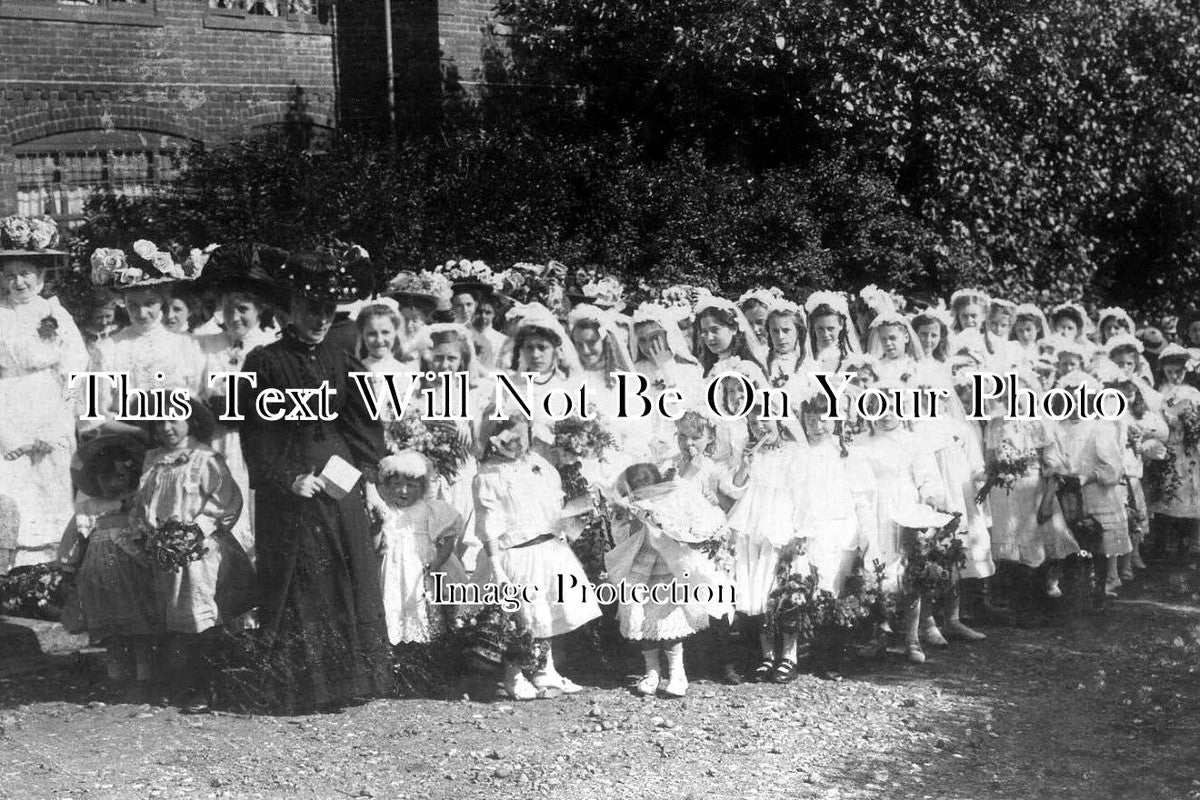 LA 3448 - Childrens Church Procession, Middleton Rhodes, Lancashire c1909