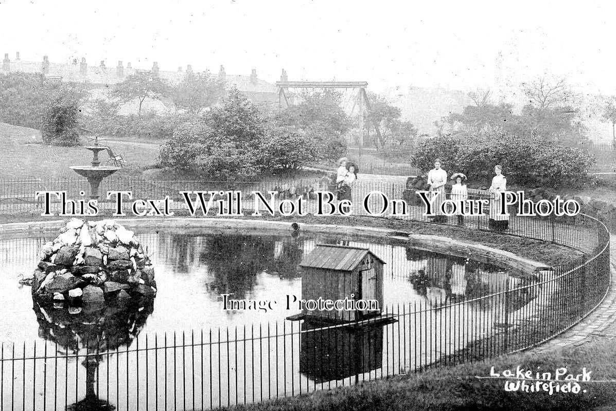 LA 3844 - The Lake In The Park, Whitefield, Lancashire