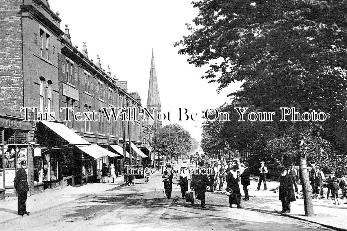 LA 3885 - Northenden Road, Sale, Lancashire c1911