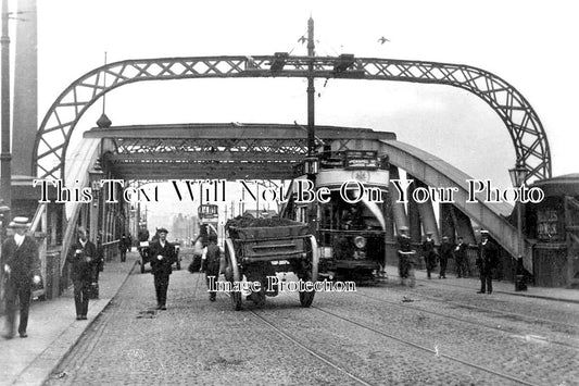 LA 3888 - Swing Bridge Over Manchester Ship Canal, Lancashire