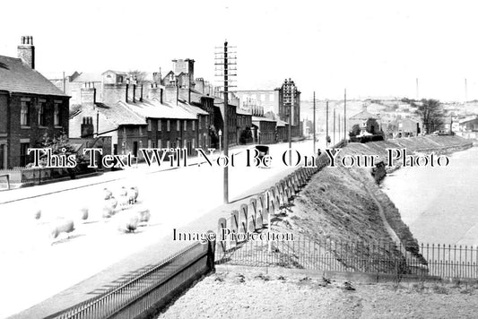 LA 4009 - Victoria Road, River Ribble, Walton Le Dale, Lancashire