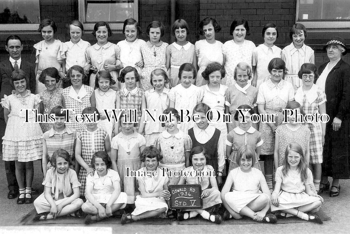 LA 4063 - Oswald Road School Group, Chorlton, Lancashire 1934