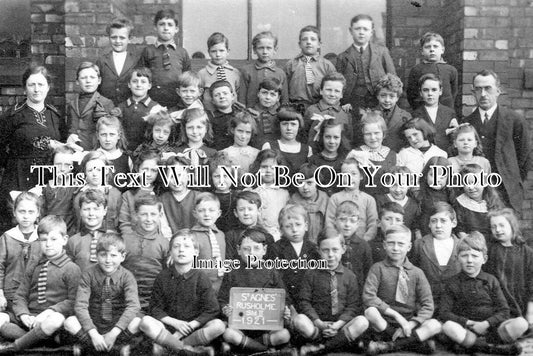 LA 4122 - St Agnes School Group, Rusholme, Lancashire c1921