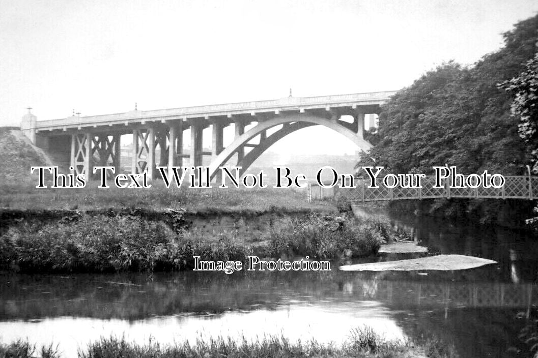 LA 4196 - Queens Park Bridge, Heywood, Lancashire