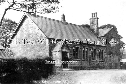 LA 4276 - Simonstone School, Lancashire c1925