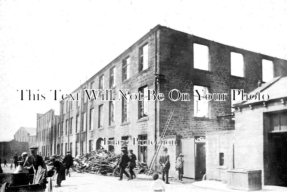 LA 4344 - Fire At Oak Mills, Skipton Road, Colne, Lancashire – JB Archive