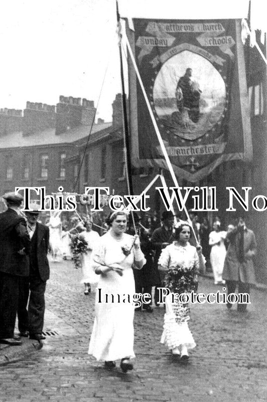 LA 4396 - Whit Monday Church Procession, Manchester, Lancashire 1935