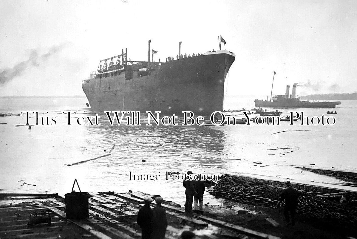 LA 4564 - Launch Of Liner Hobsons Bay, Barrow, Lancashire c1921
