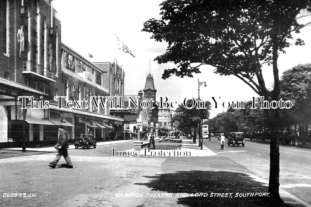 LA 4658 - Garrick Theatre & Lord Street, Southport, Lancashire