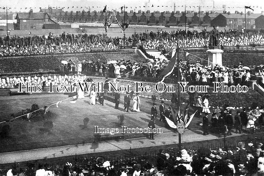 LA 4916 - Lord & Lady Derby Park Opening, Exeter Road, Liverpool 1904