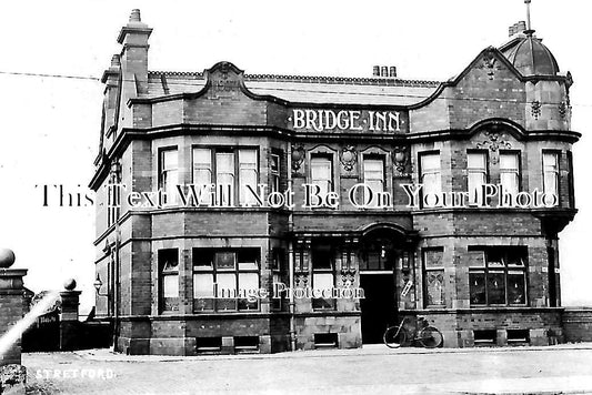 LA 5401 - The Bridge Inn Pub, Stretford, Lancashire c1916