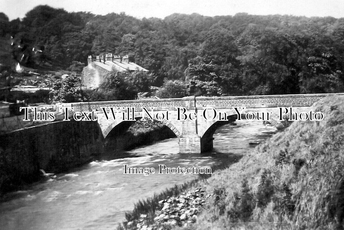 LA 5612 - Quakers Bridge, Brierfield, Lancashire c1911