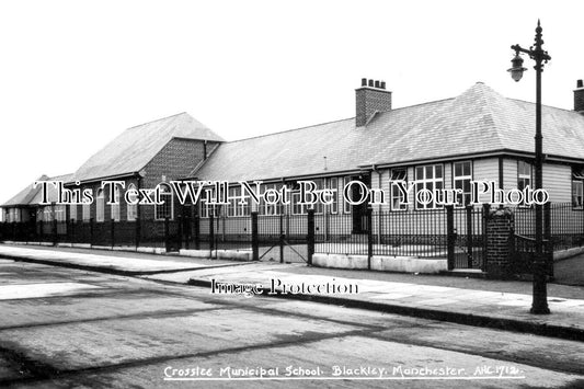 LA 5650 - Crosslee Municipal School, Blackley, Manchester, Lancashire