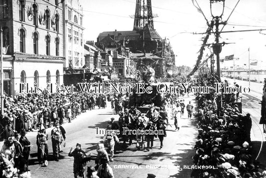 LA 5693 - Carnival Procession, Blackpool, Lancashire