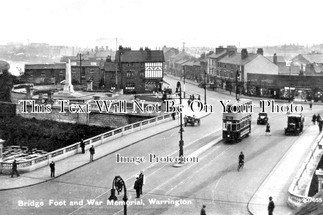 LA 5698 - Bridge Foot & War Memorial, Warrington, Lancashire