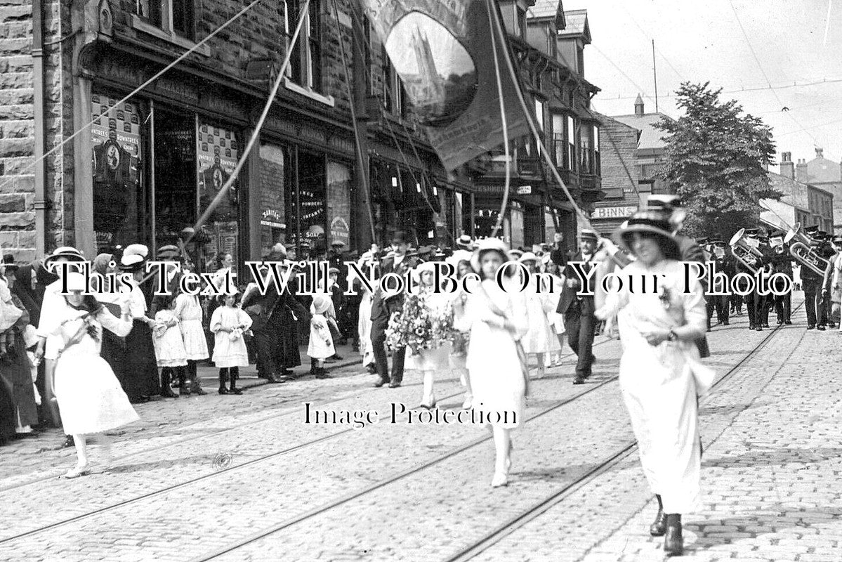 LA 5744 - Crawshawbooth Parade, Lancashire