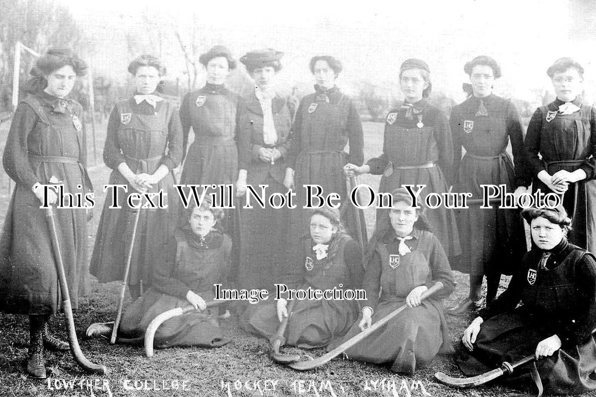 LA 5824 - Lowther College Girls Hockey Team, Lytham St Anne, Lancashire