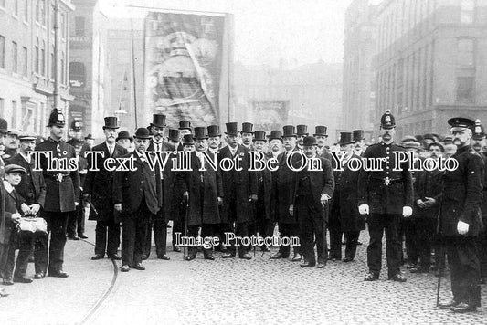 LA 5880 - Railway Officials Procession, Ardwick, Manchester 1910