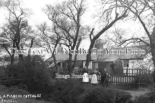 LA 5886 - La Mancha Cottages, Halsall, Southport, Lancashire c1907