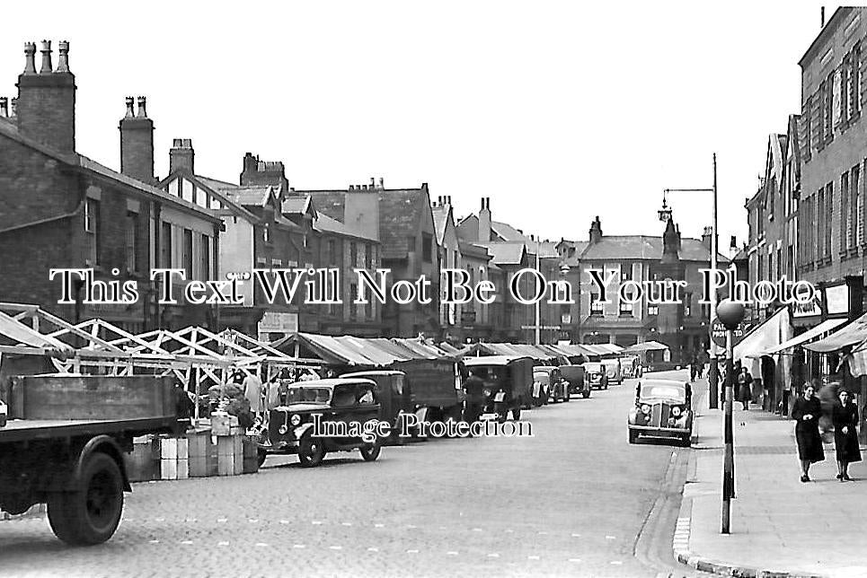 LA 6102 - Market Day, Ormskirk, Lancashire