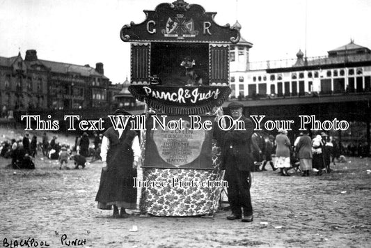 LA 6424 - Punch & Judy, Blackpool, Lancashire