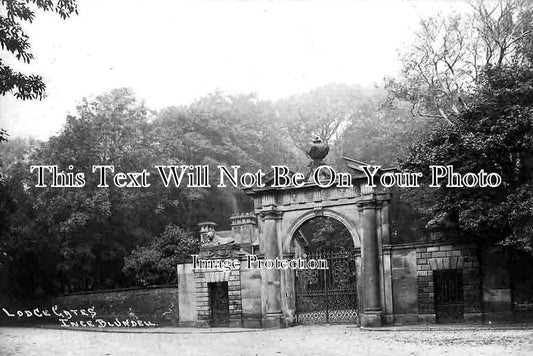 LA 6435 - Lodge Gates, Great Crosby, Lancashire