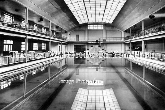 LA 6482 - The Lido Swimming Pool, Lytham Road, Blackpool, Lancashire c1938