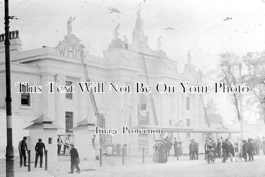 LA 653 - Finishing Touches Ladders, White City, Manchester, Lancashire c1907