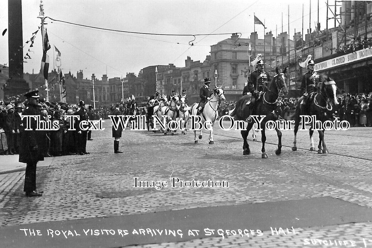 LA 6708 - Royal Visit, St Georges Hall, Liverpool, Lancashire