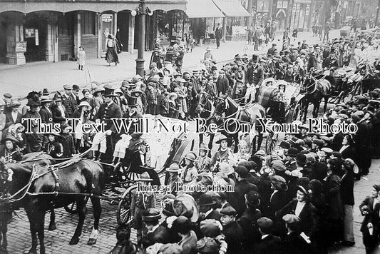 LA 6749 - May Day At Bootle, Liverpool, Lancashire 1912