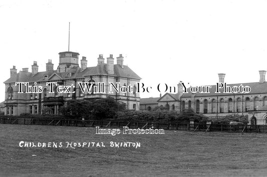 LA 6775 - Childrens Hospital, Swinton, Salford, Lancashire