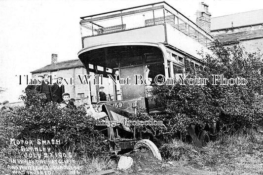 LA 6888 - Vintage Motor Bus Smash, Burnley, Lancashire 1908