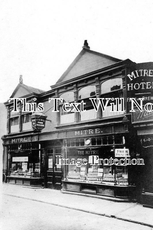 LA 6914 - The Mitre Hotel, West Street, Blackpool, Lancashire