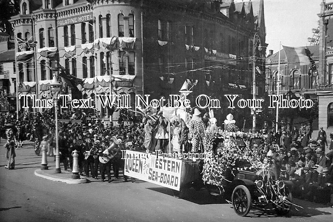 LA 6916 - Blackpool Carnival, Lancashire