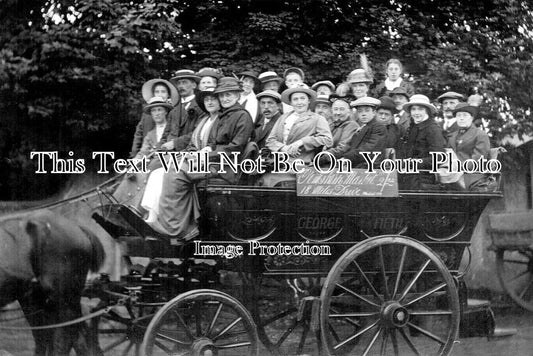 LA 6924 - George V Horse Drawn Charabanc, Southport, Lancashire