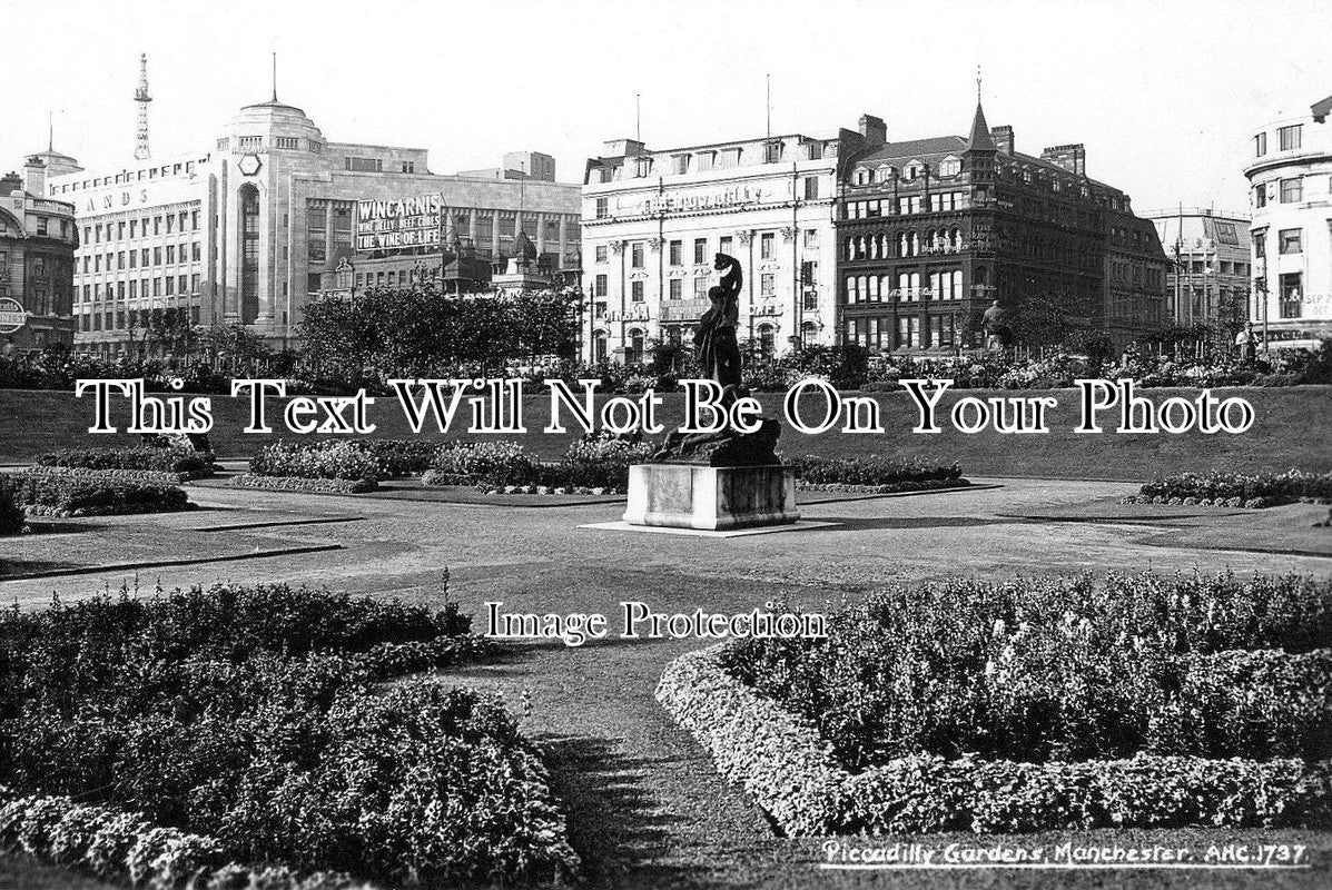 LA 6949 - Piccadilly Gardens, Manchester, Lancashire