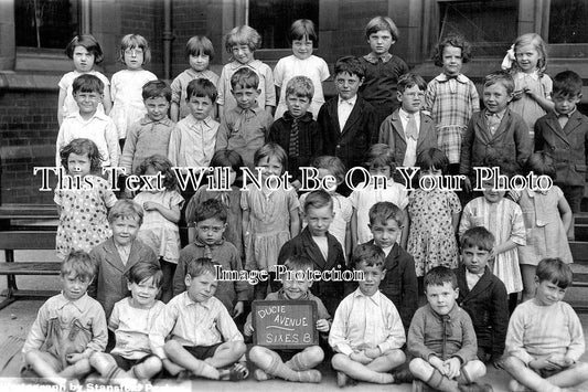 LA 7075 - Ducie Avenue School Class Group, Manchester, Lancashire