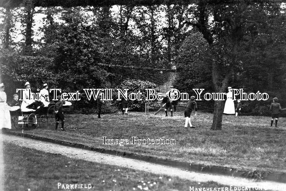 LA 708 - Parkfield Nurses, Manchester Education, Lancashire c1915