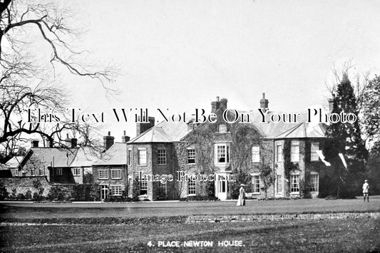 LA 7087 - Place Newton House, Malton, Yorkshire c1908