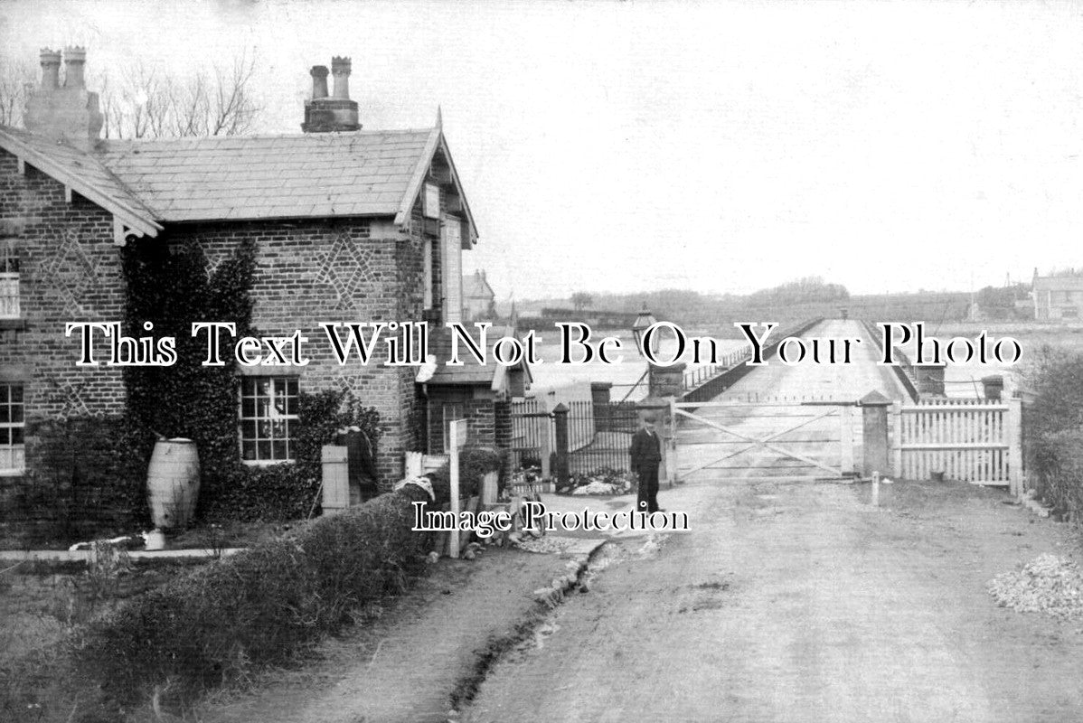 LA 7147 - Shard Toll Bridge, Poulton Le Fylde, Lancashire