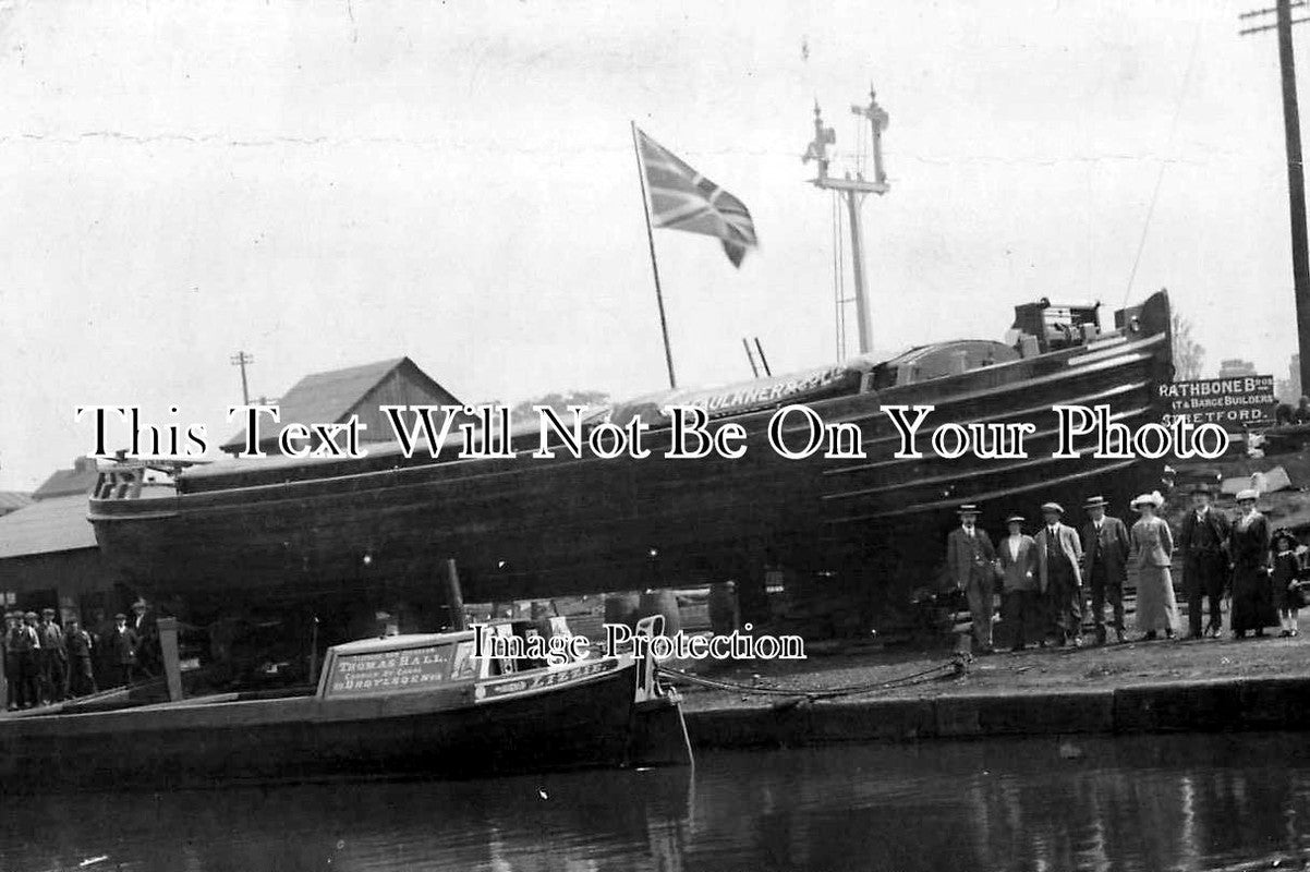 LA 770 - BOat Yard, Stretford Canal, Manchester, Lancashire