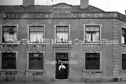 LA 863 - Bricklayers Arms, Hardman Road, Failsworth, Lancashire