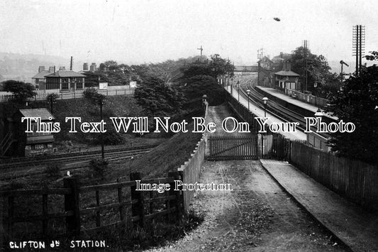 LA 872 - Clifton Junction Railway Station, Manchester, Lancashire