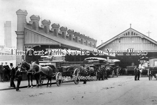 LA 886 - Riverside Railway Station, Liverpool, Lancashire
