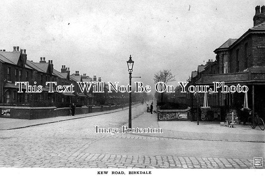 LA 904 - Kew Road, Birkdale, Southport, Lancashire c1914
