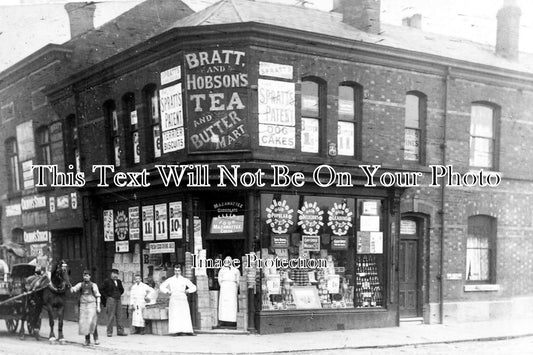 LA 952 - Bratt & Hobsons Shopfront, Denton, Manchester, Lancashire c1905