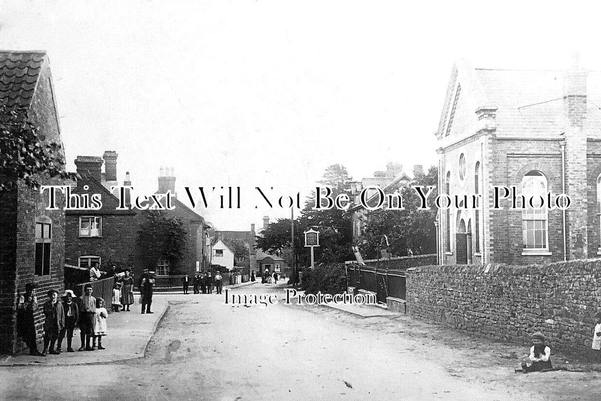 LC 1069 - Kings Arms Pub, Scalford, Leicestershire c1913