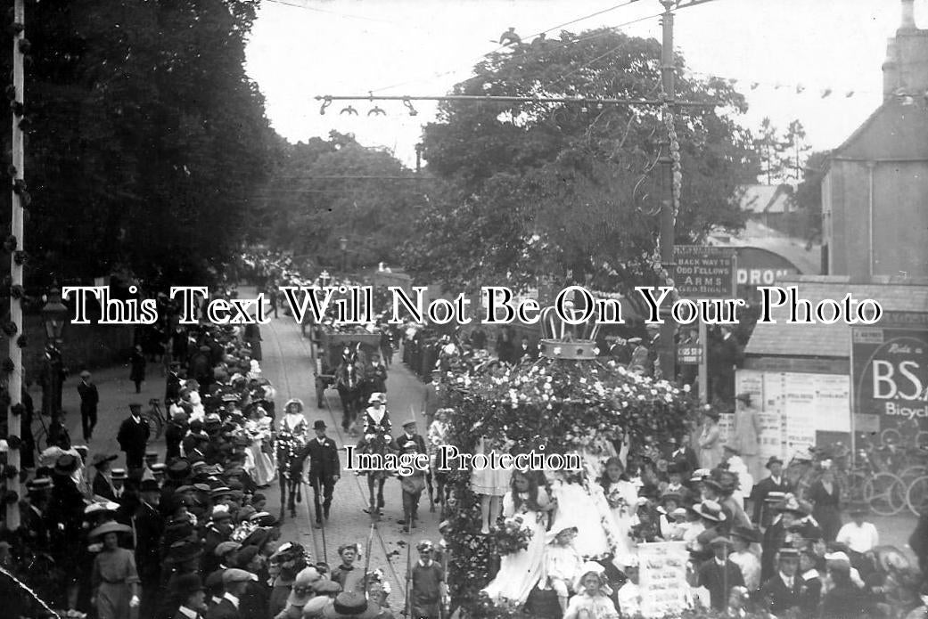 LC 366 - Procession At Ashby de la Zouch. Leicestershire