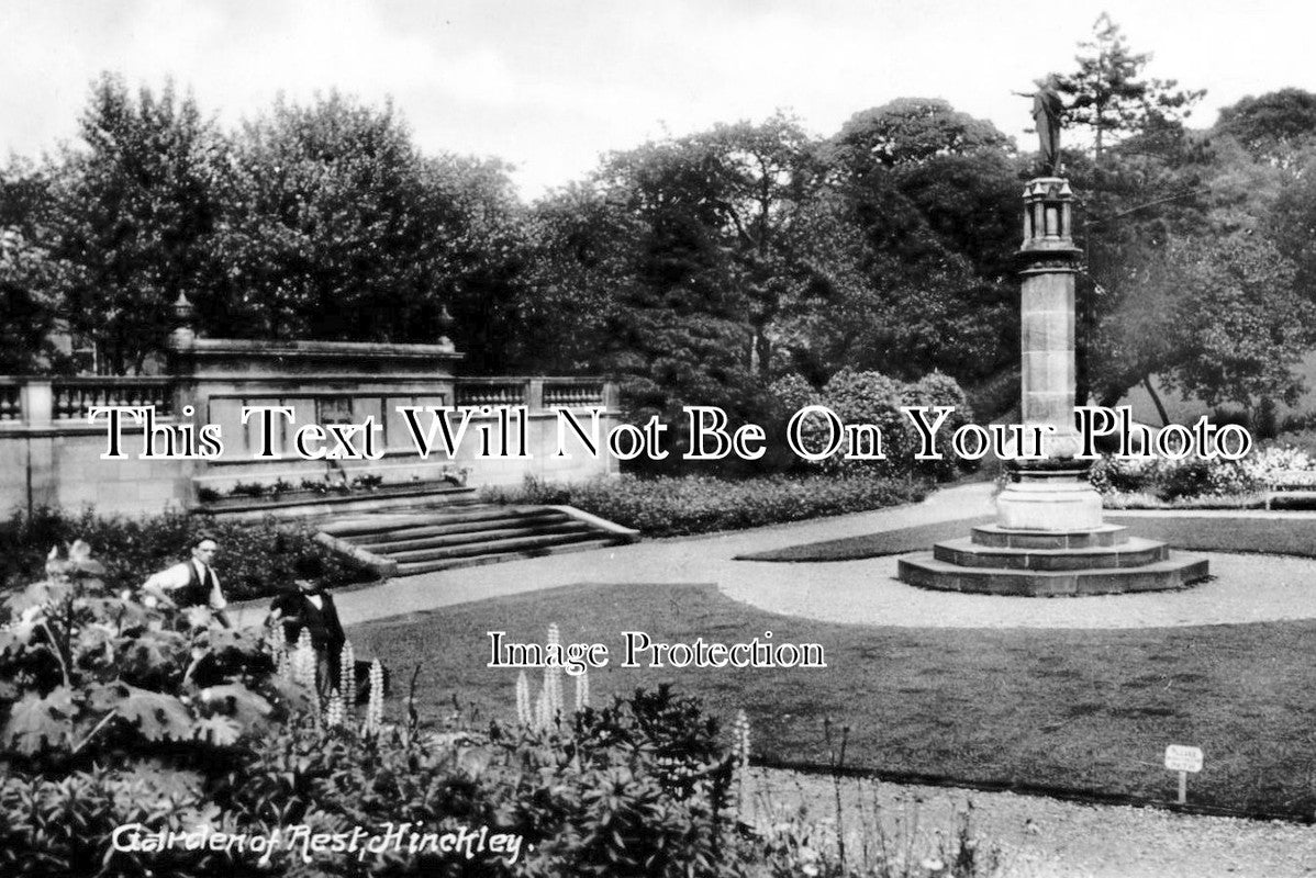 LC 426 - The War Memorial, Argents Mead, Hinckley, Leicestershire